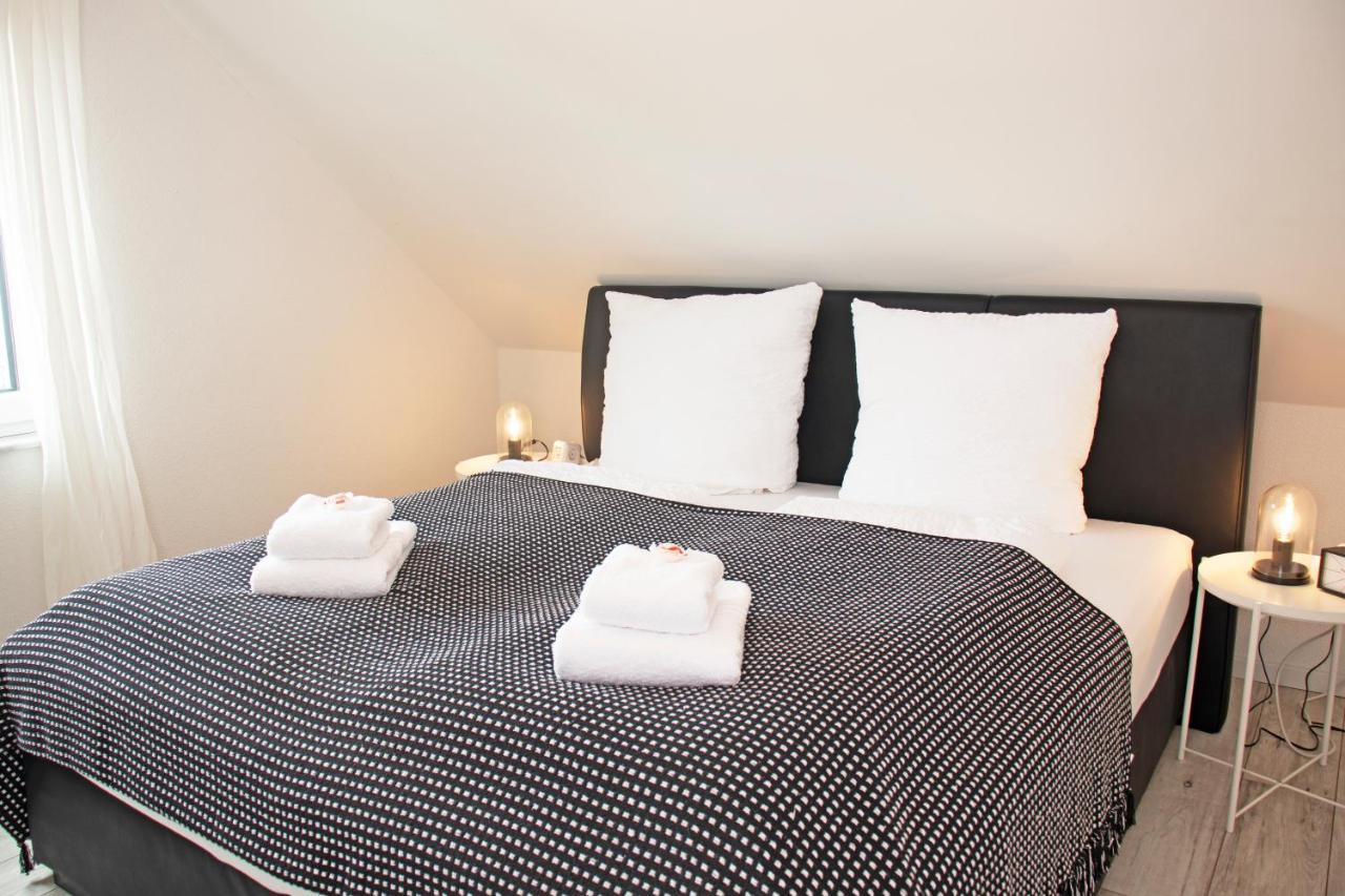 Blackncozy - Design Appartement Mit Boxspringbett Und Balkon Lorrach Ngoại thất bức ảnh