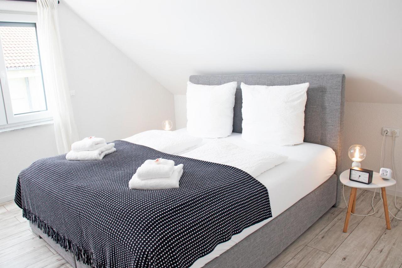 Blackncozy - Design Appartement Mit Boxspringbett Und Balkon Lorrach Ngoại thất bức ảnh